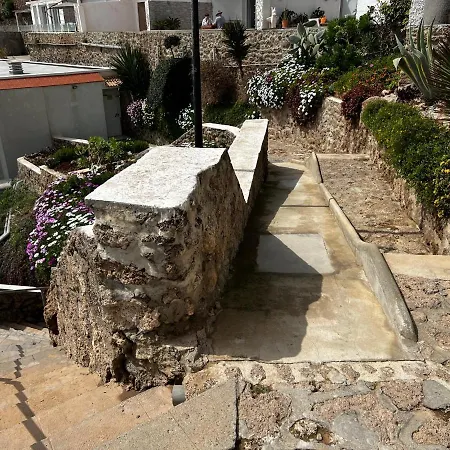 Con Piscina Apartman